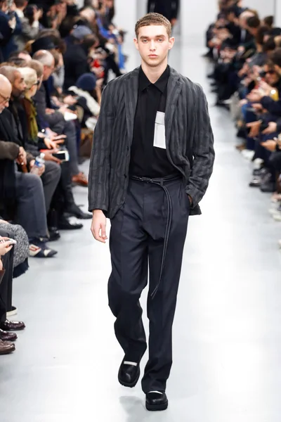 Look 31